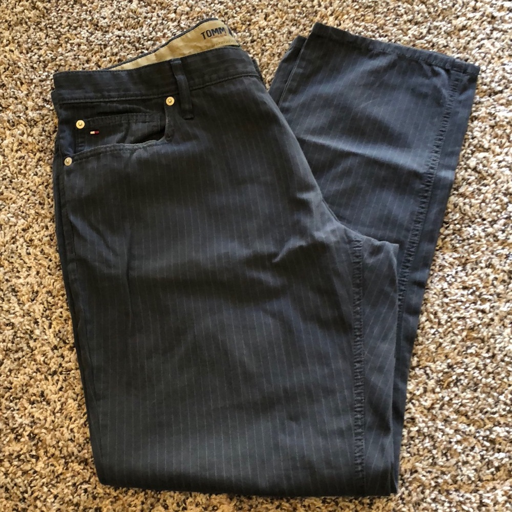 ✨NEW✨Tommy Hilfiger pinstripe rebel slim pants